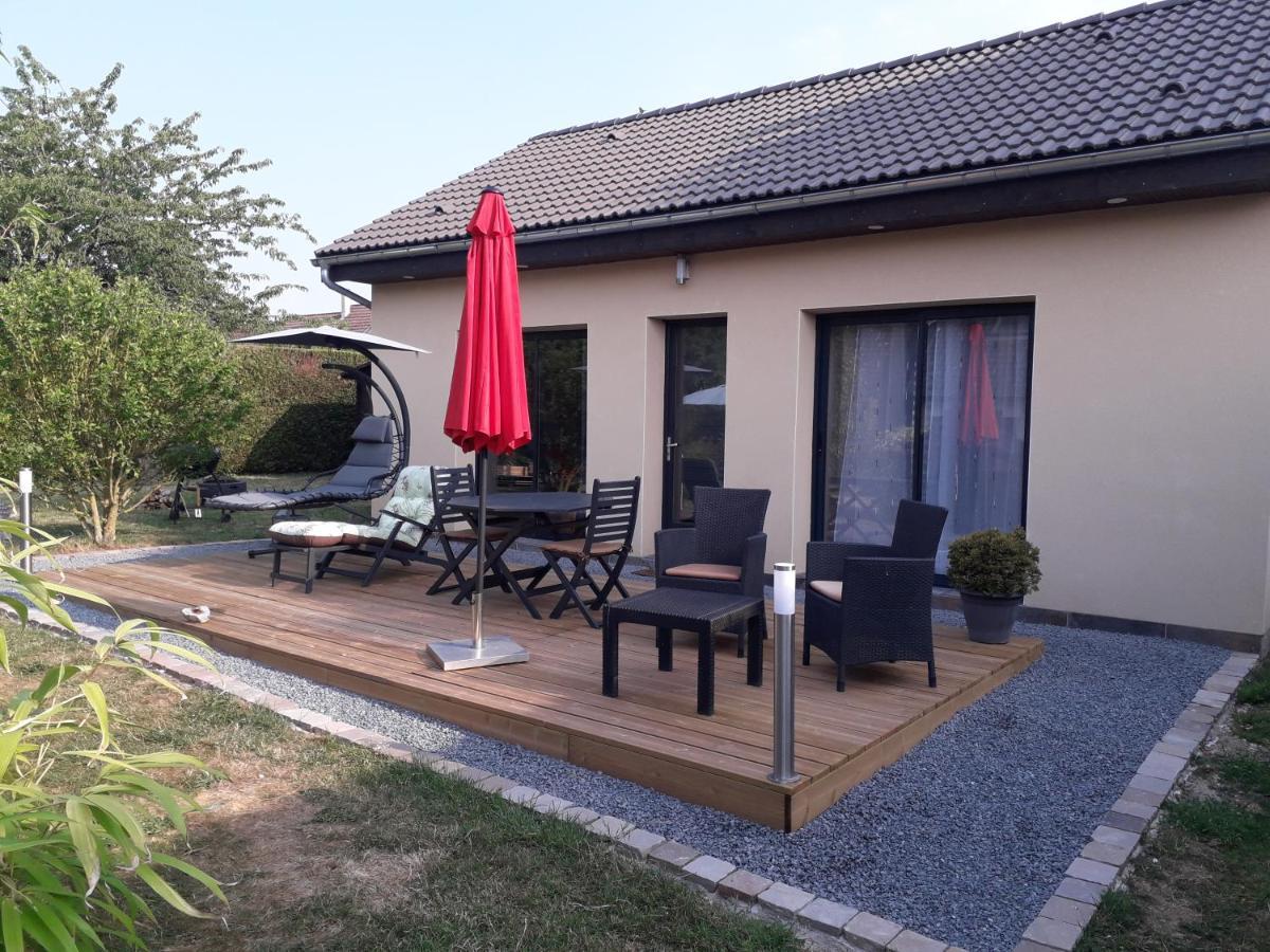 Gite Avec Option Bien-Etre Sur La Veloscenie Montigny-le-Chartif Bagian luar foto