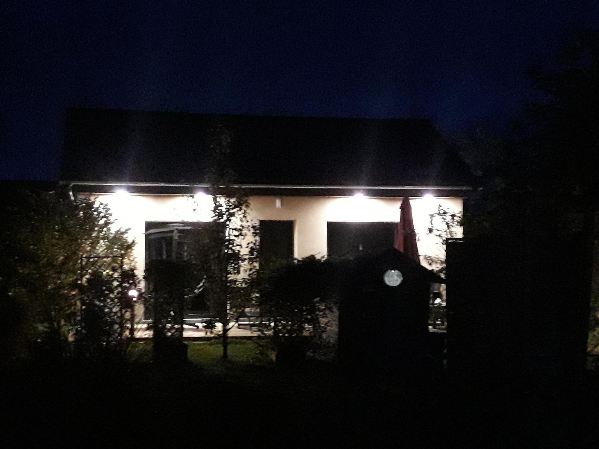 Gite Avec Option Bien-Etre Sur La Veloscenie Montigny-le-Chartif Bagian luar foto